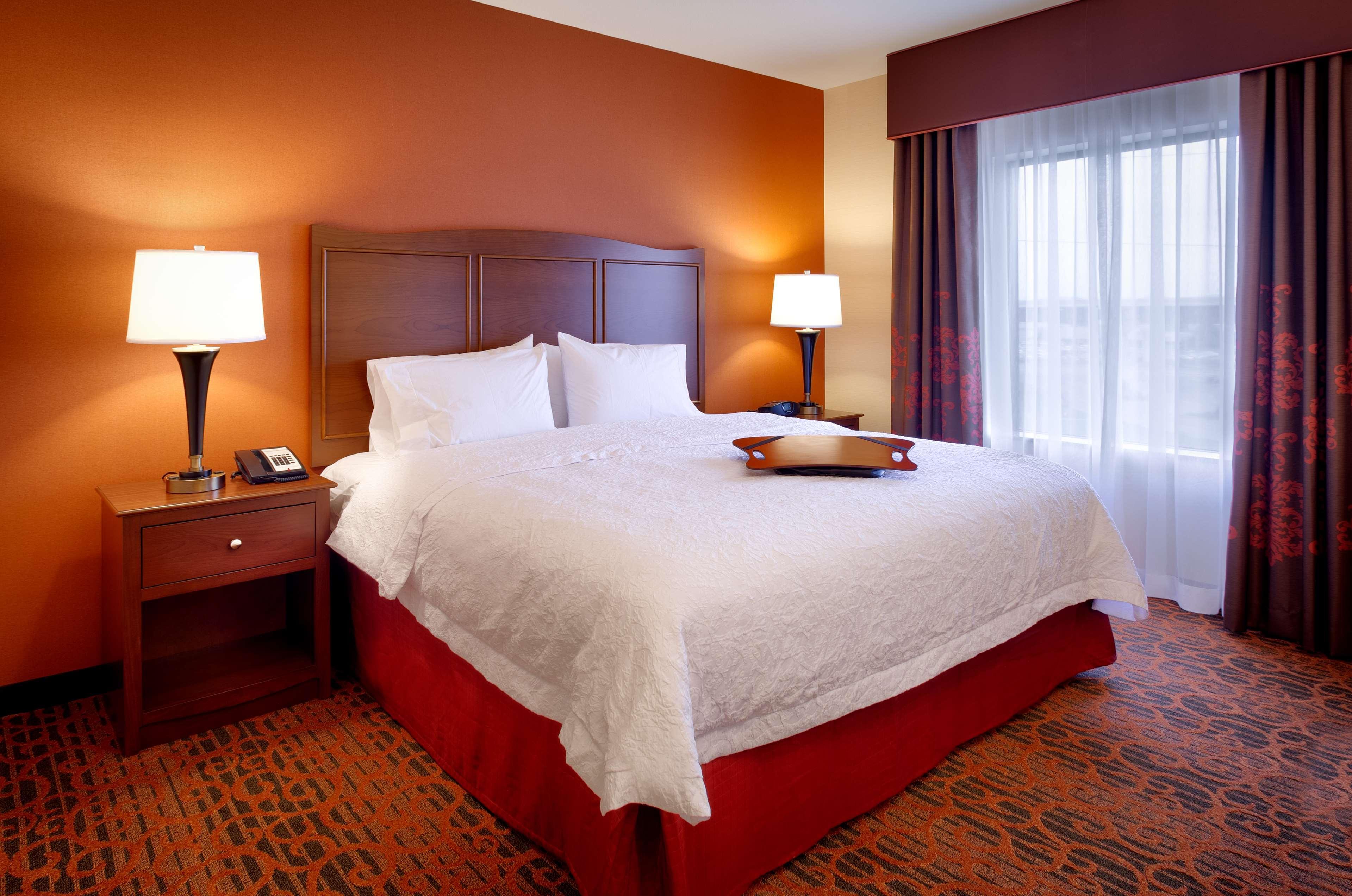 Hampton Omaha/west Dodge Road, Old Mill Hotel