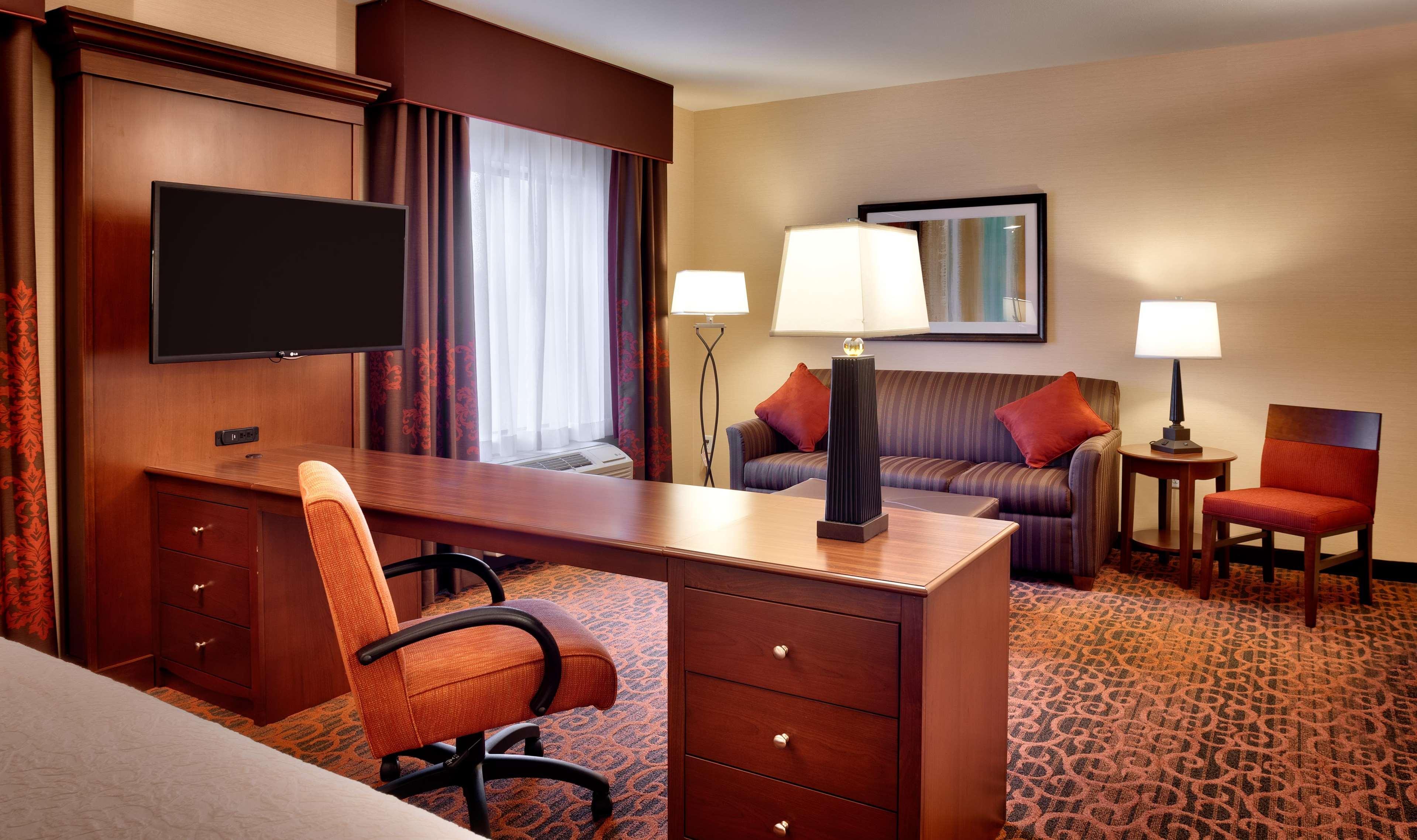 Hampton Omaha/west Dodge Road, Old Mill Hotel 3*