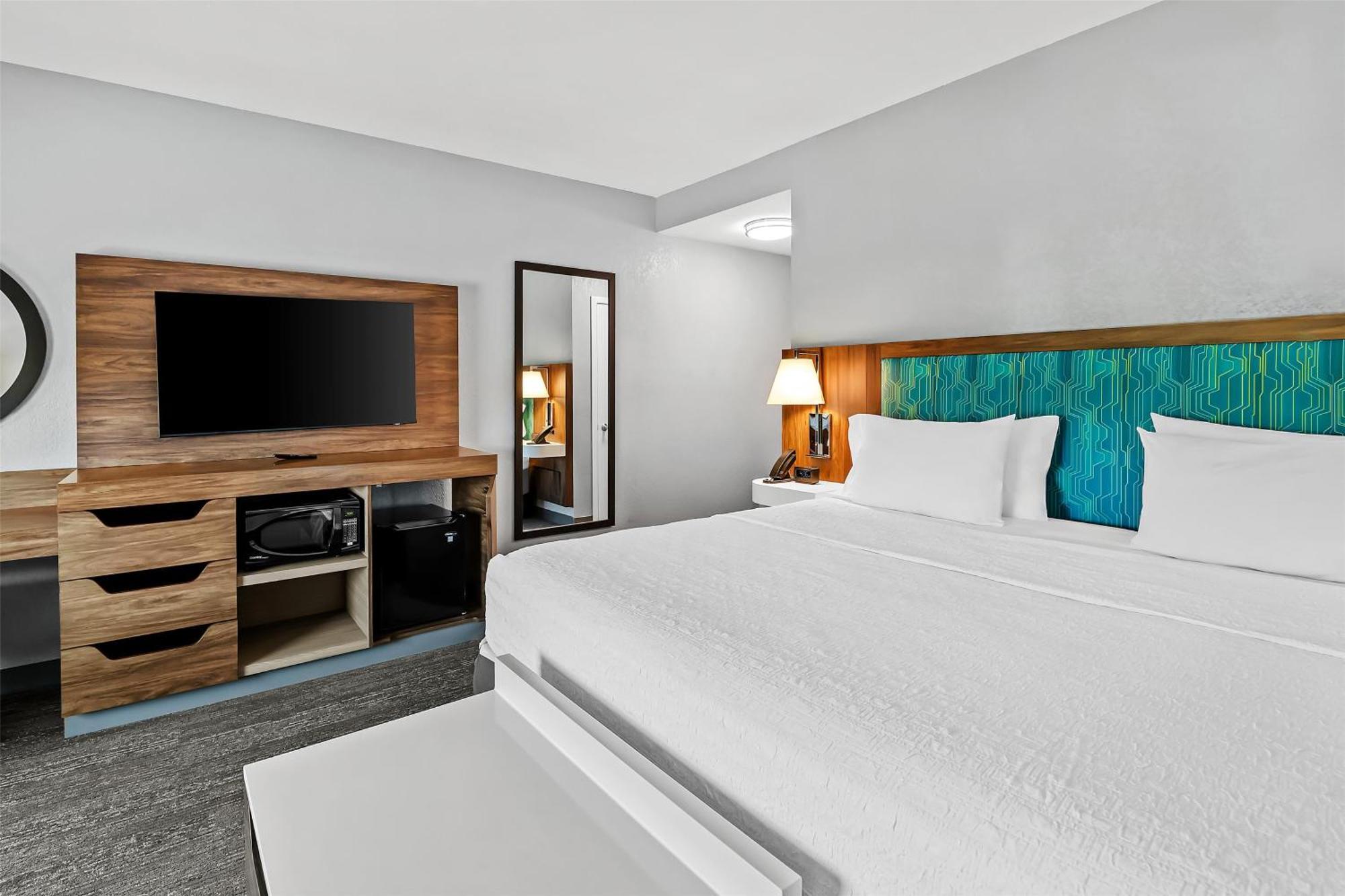 Hampton Omaha/west Dodge Road, Old Mill 3*